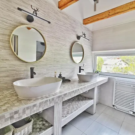 Deerwood-large Relax With Castle View Сasa de vacaciones