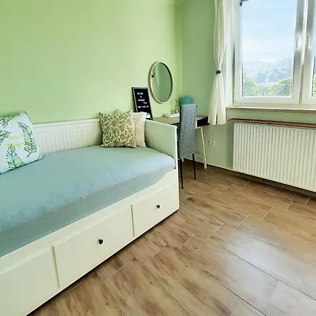 Holiday home Deerwood-large Relax With Castle View Bled