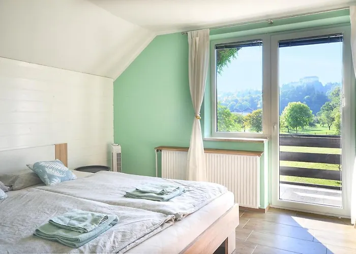 Deerwood-large Relax With Castle View Hébergement de vacances