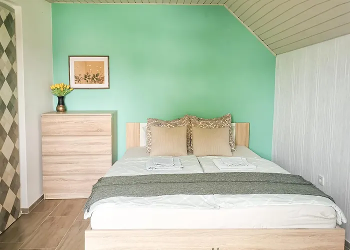 Deerwood-large Relax With Castle View 度假居 *