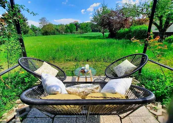 度假居 Deerwood-large Relax With Castle View 布莱德